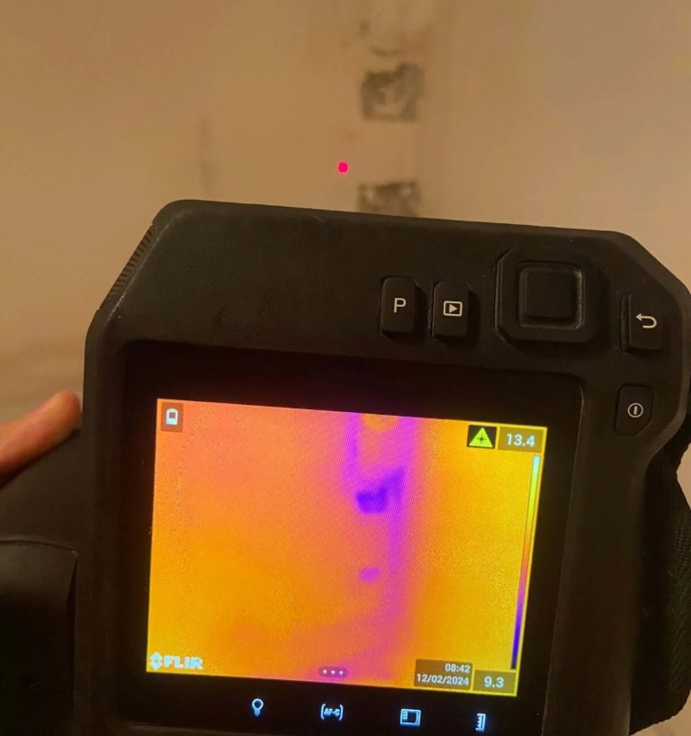 Thermografie-Kamera bei der Leckortung in München